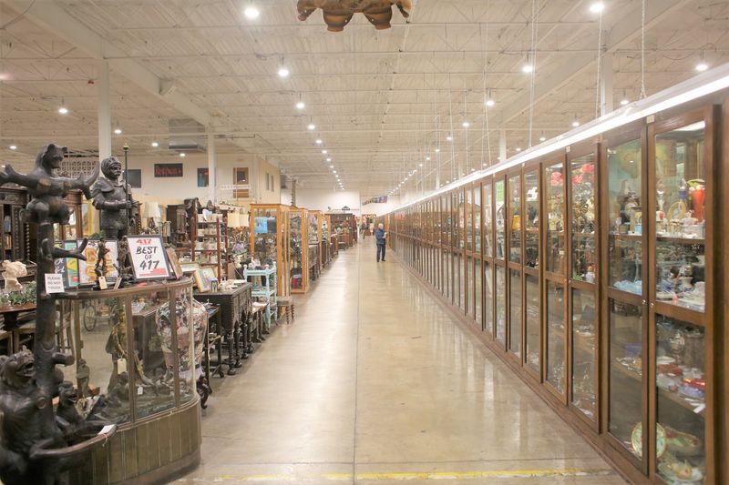 A Springfield Shopping Stop Big Enough To Need A Game Plan