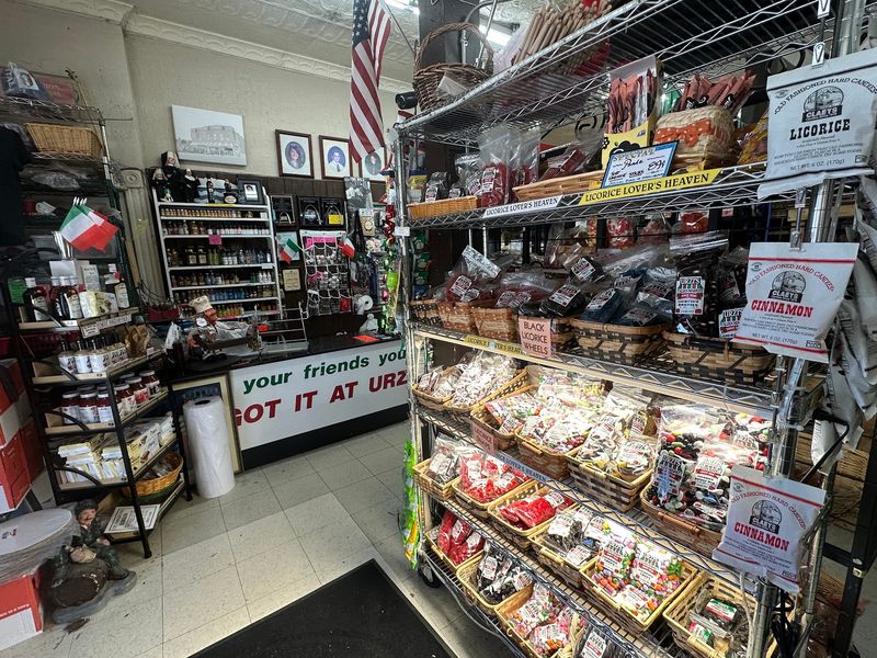 A Family Grocery On The Hill That Feels Like Grandma's Pantry