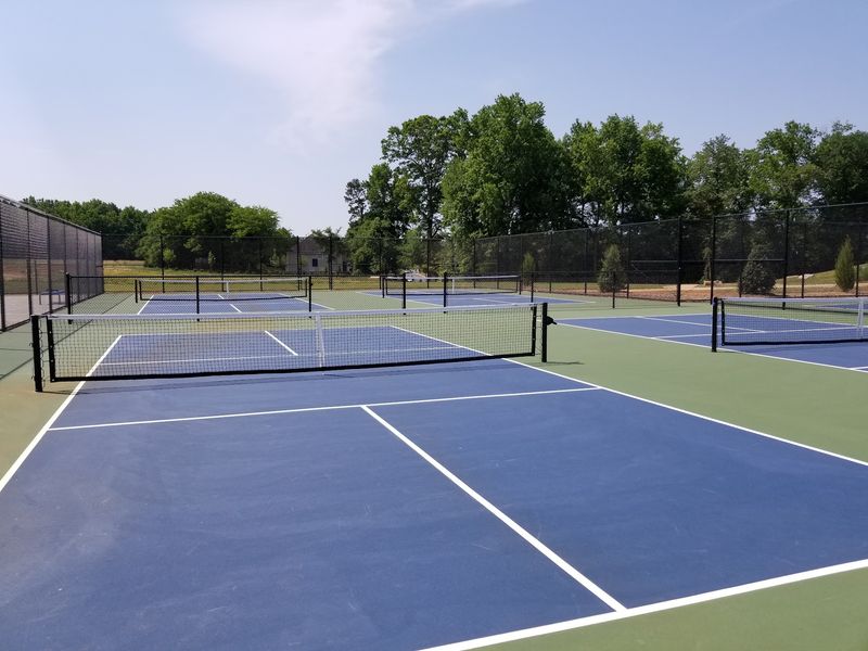 Eight Free Courts Waiting For Your Next Dink