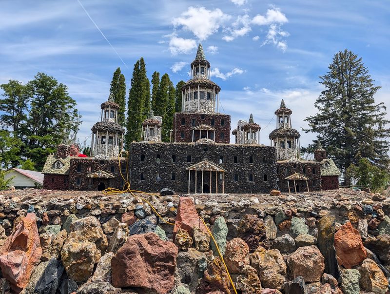 A Folk Art Kingdom Waits Between Redmond And Bend