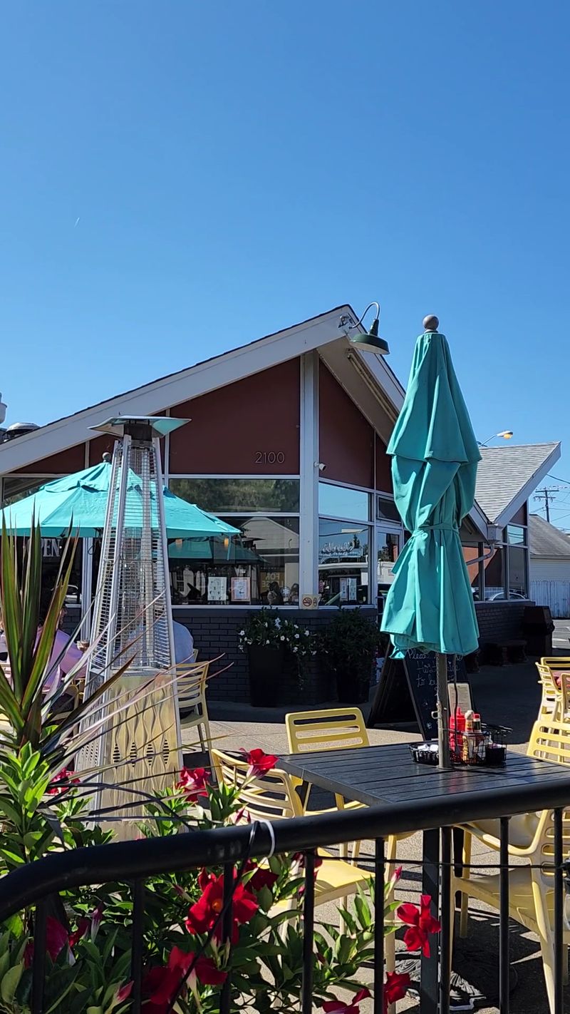 Mason-Dixon Cafe