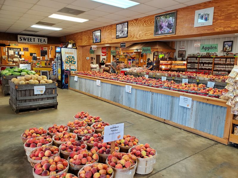 R & A Orchards