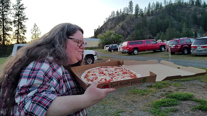 Made-To-Order Pizza Steals The Snack Bar Spotlight