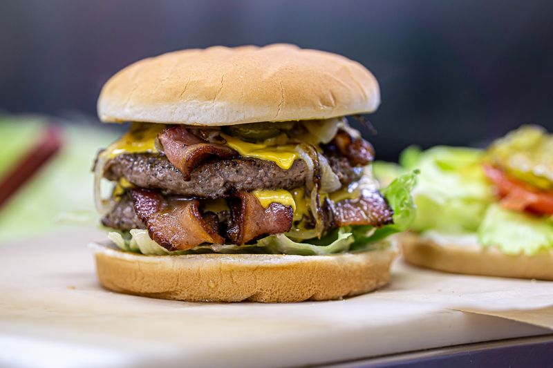 Order a Cheeseburger From the Grill