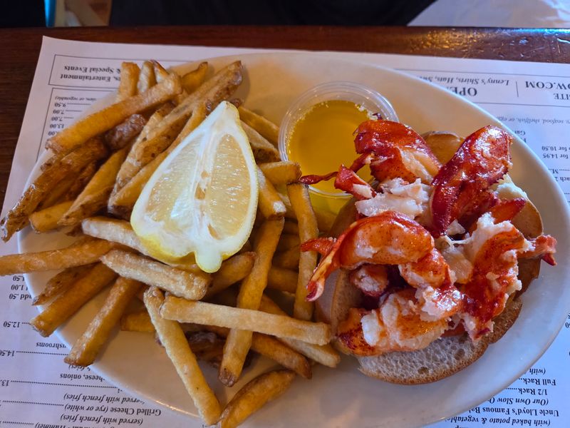 Plan Your Visit To Lenny's Indian Head Inn