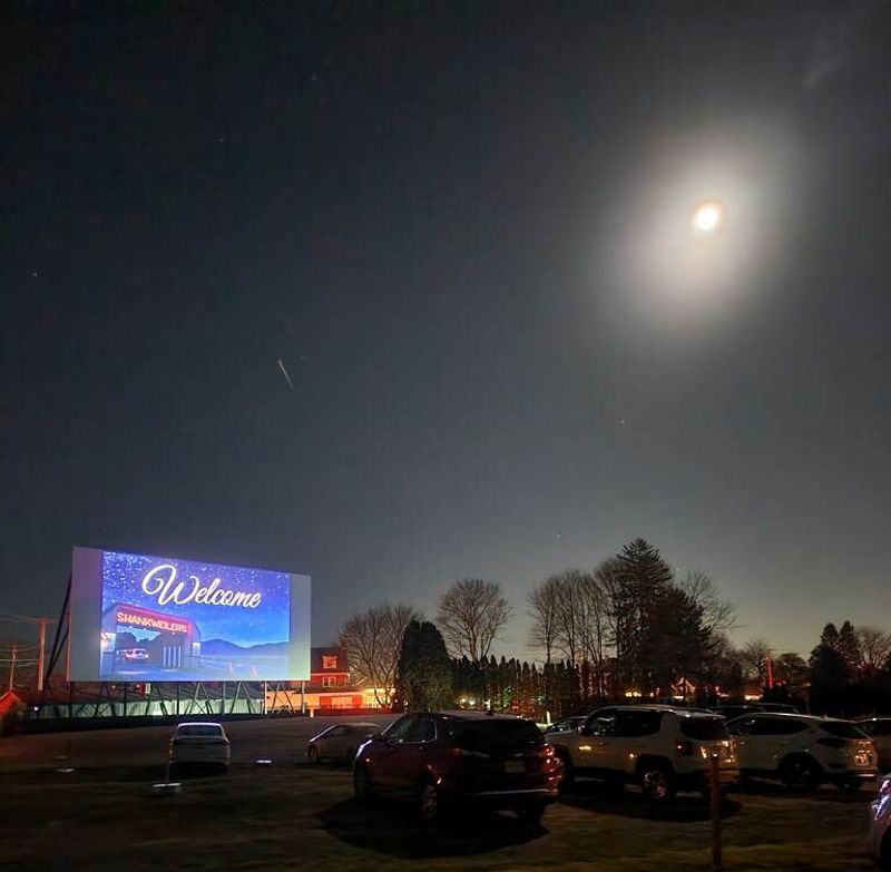 Double Features Make Room for a Longer Escape