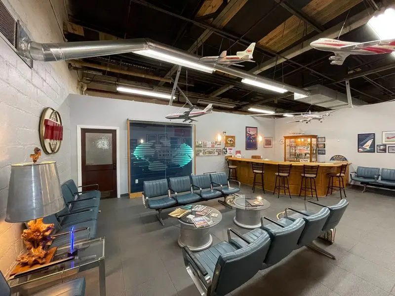 A Lounge Straight Out Of The Jet Age