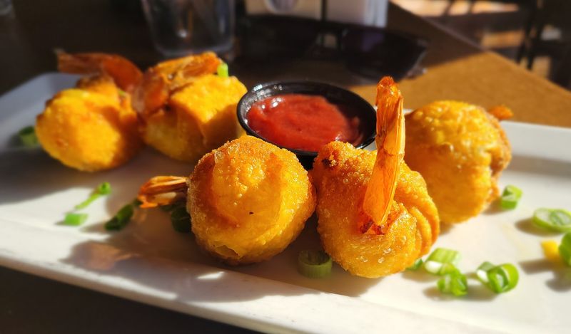 Seafood That Suits the Waterfront Mood