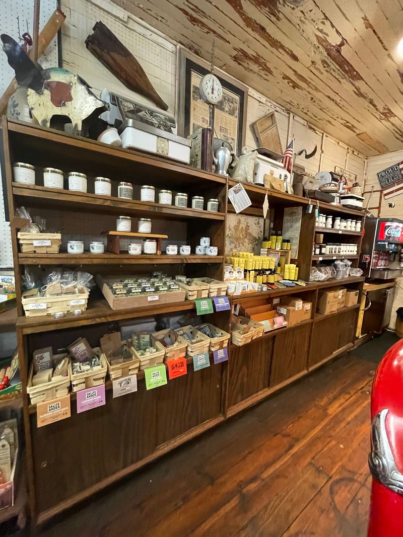 Bradley's Country Store