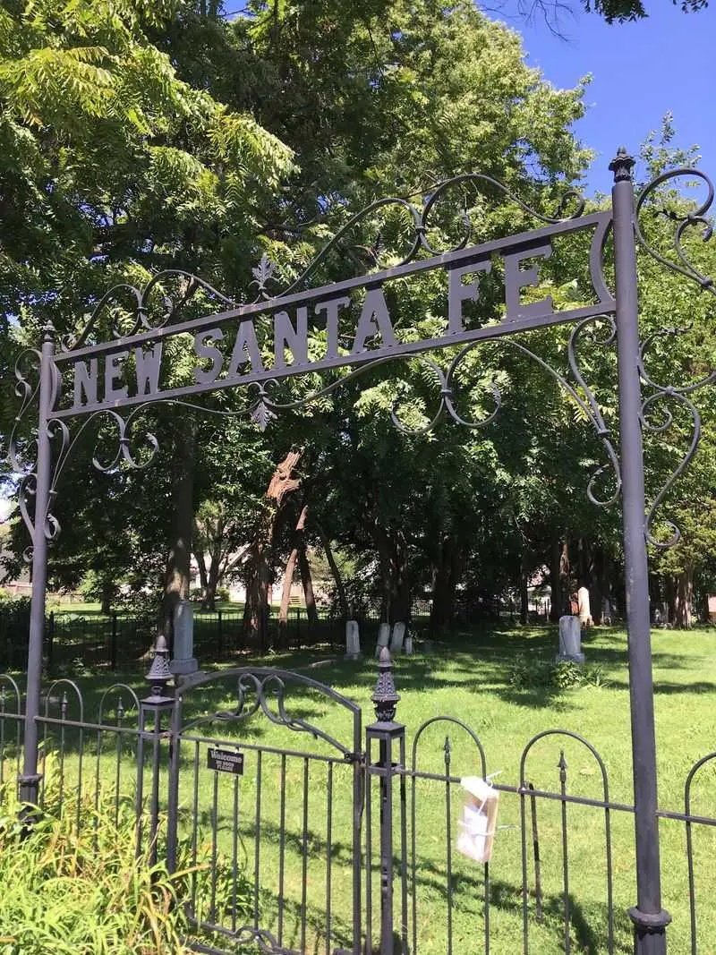 A Small Burial Ground With a National Park Service Spotlight