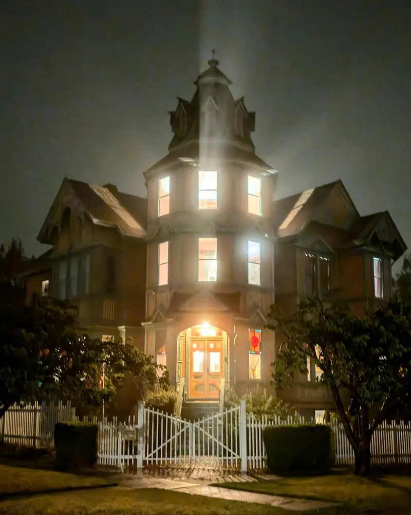Worth A Night, Ghosts Or No Ghosts