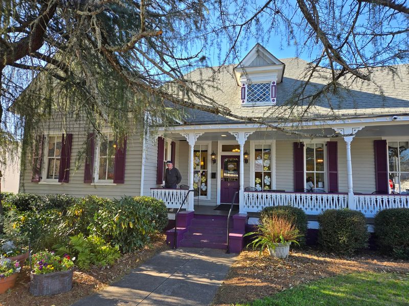 A Front Door That Feels Like a Welcome