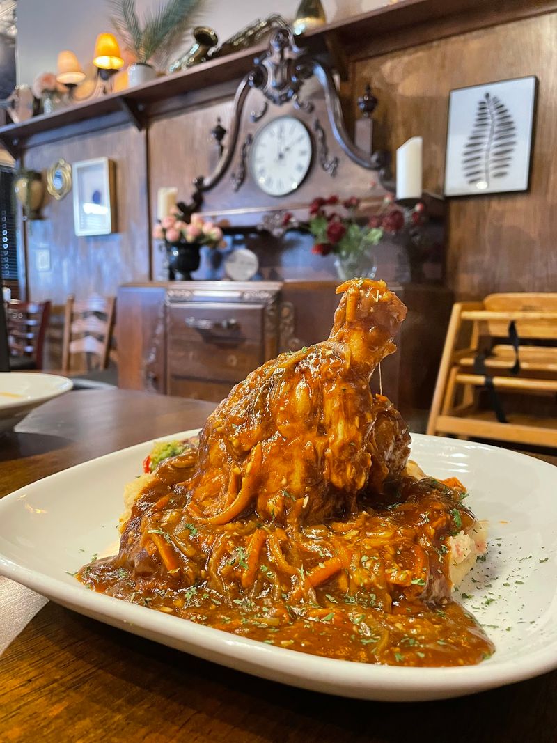 A Chef With Five-Star Training Picked This Spot On Purpose