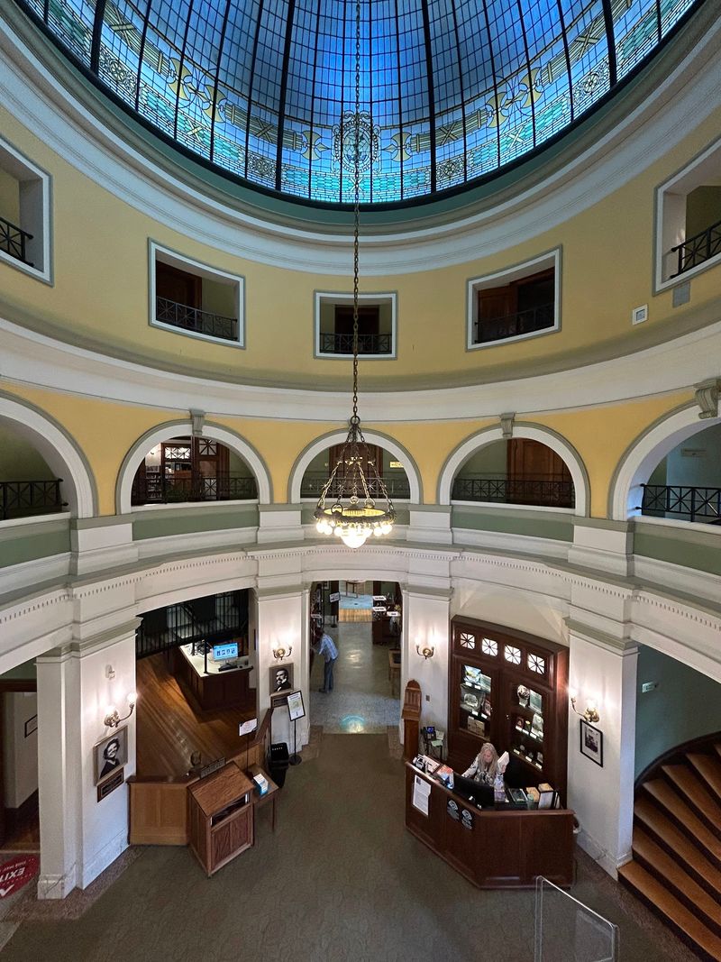 Handley Regional Library