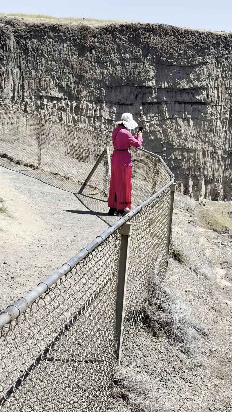 The Shortest Walk To A Jaw-Drop In The State