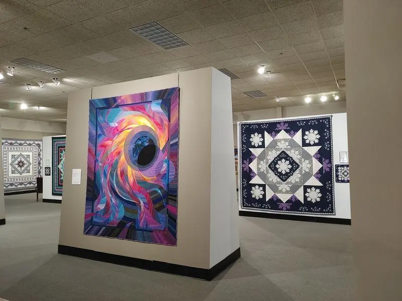 A Riverside Kentucky Town With Its Own Quilt Shrine